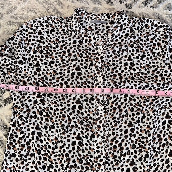 H&M White Cream Black Leopard Print Long Sleeve Button Up Blouse Size Large - Picture 5 of 9